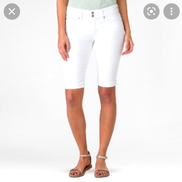 Shorts | White Denizen Levis Shorts 